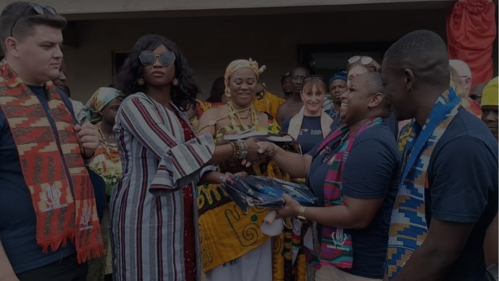 Naabans Foundation donate to a community